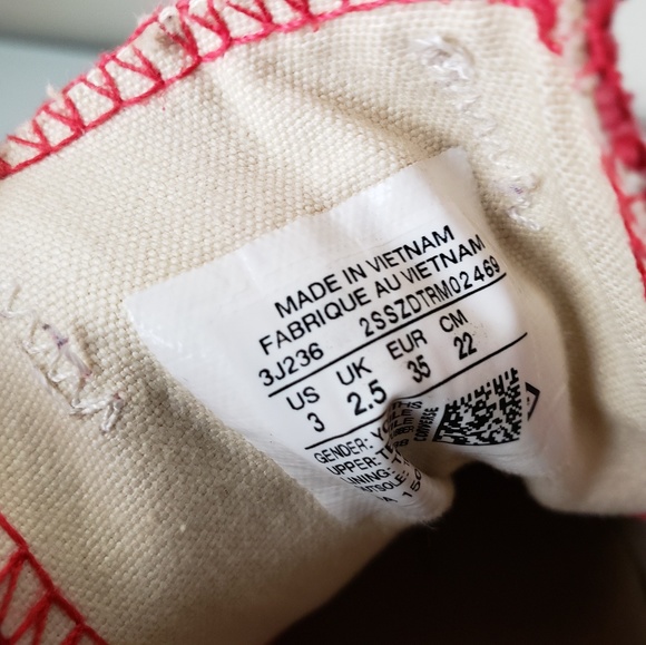 Converse - Picture 4 of 5